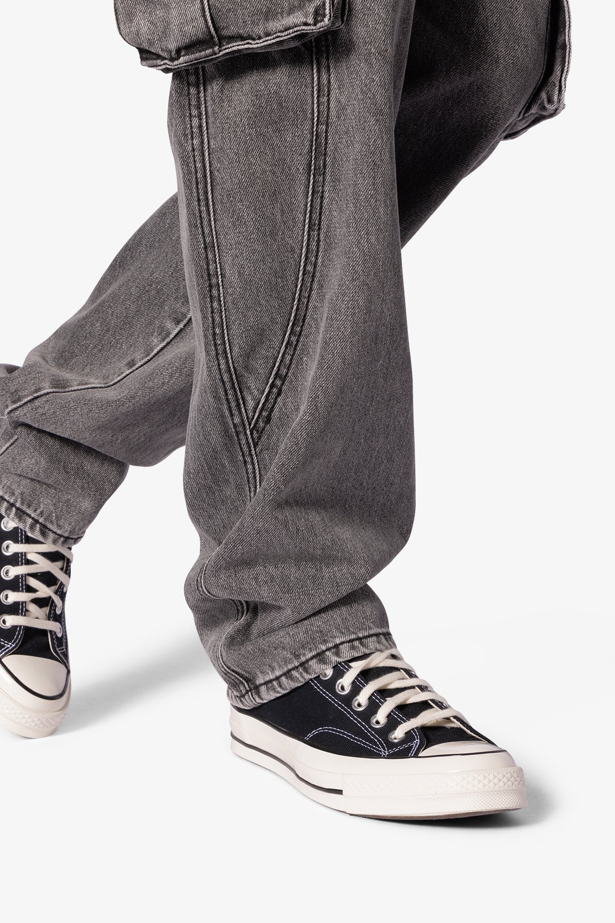 V652 Owl Grey Cargo Pants - Grey